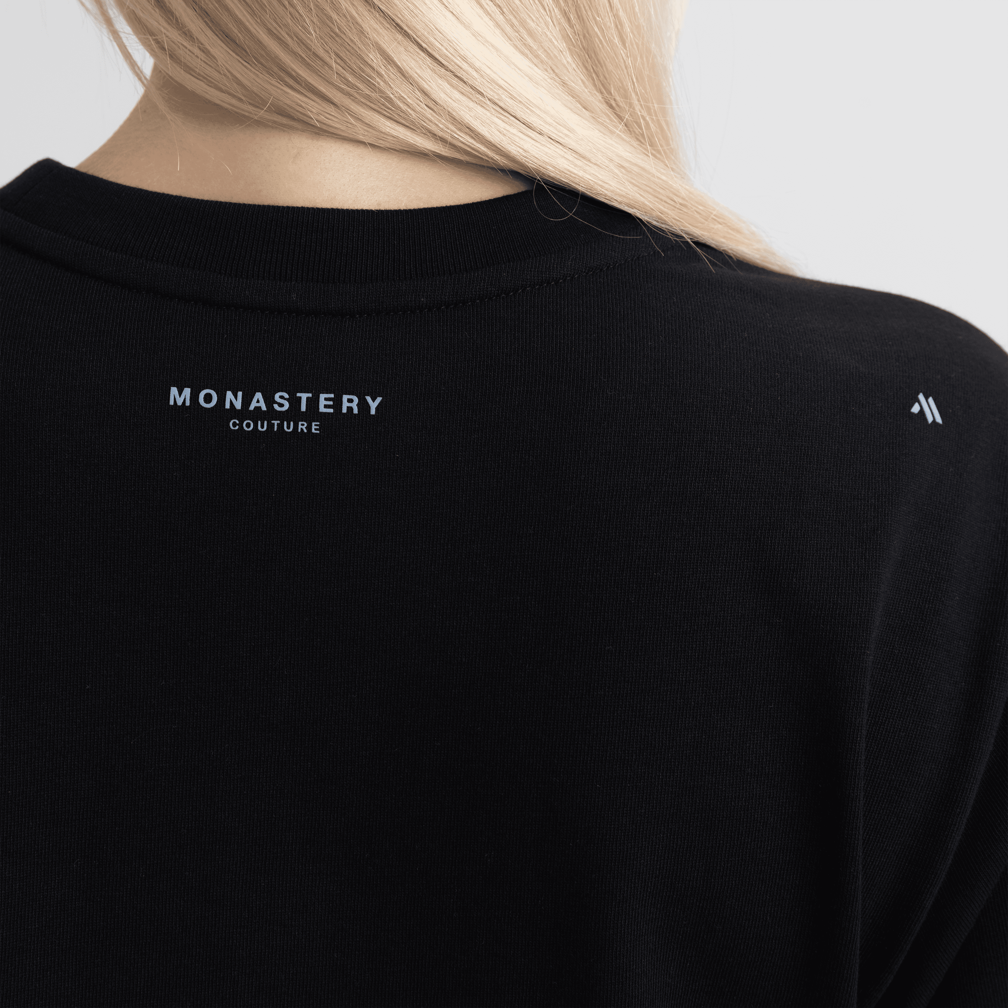 OPEL CROP TOP BLACK - Monastery